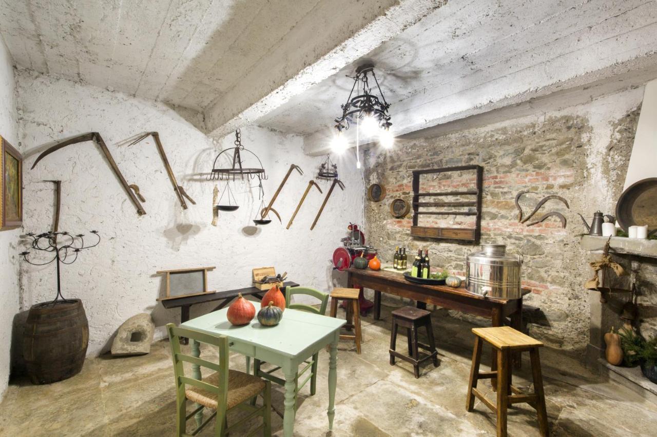Alla Porta Di Sotto B&B Фивиццано Экстерьер фото