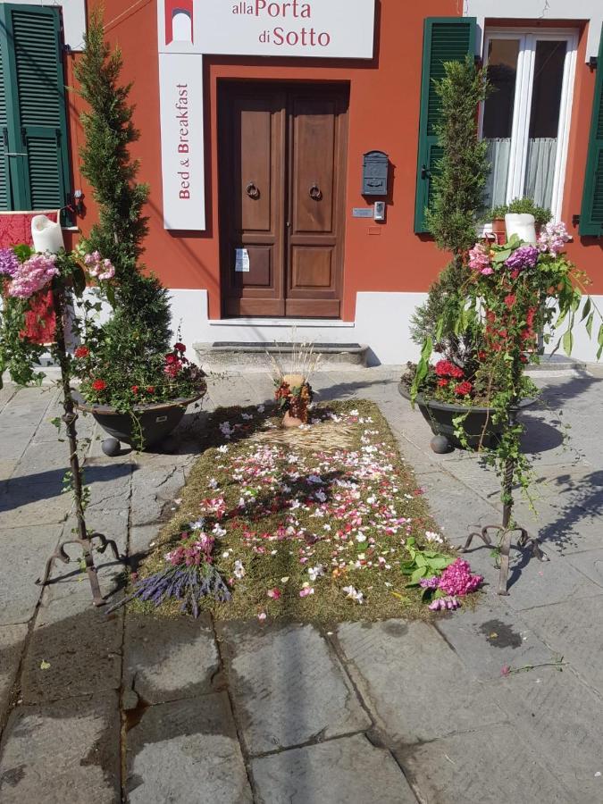 Alla Porta Di Sotto B&B Фивиццано Экстерьер фото