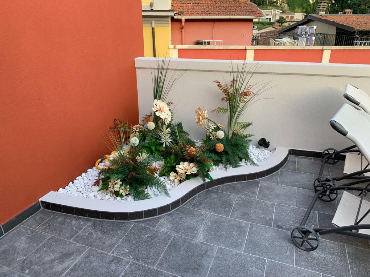 Alla Porta Di Sotto B&B Фивиццано Экстерьер фото